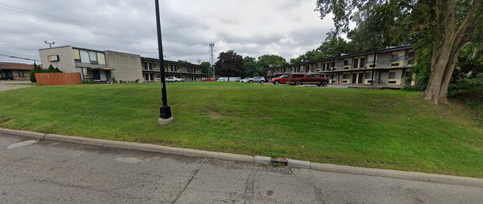 Hines Park Motel - 2022 STREET VIEW (newer photo)